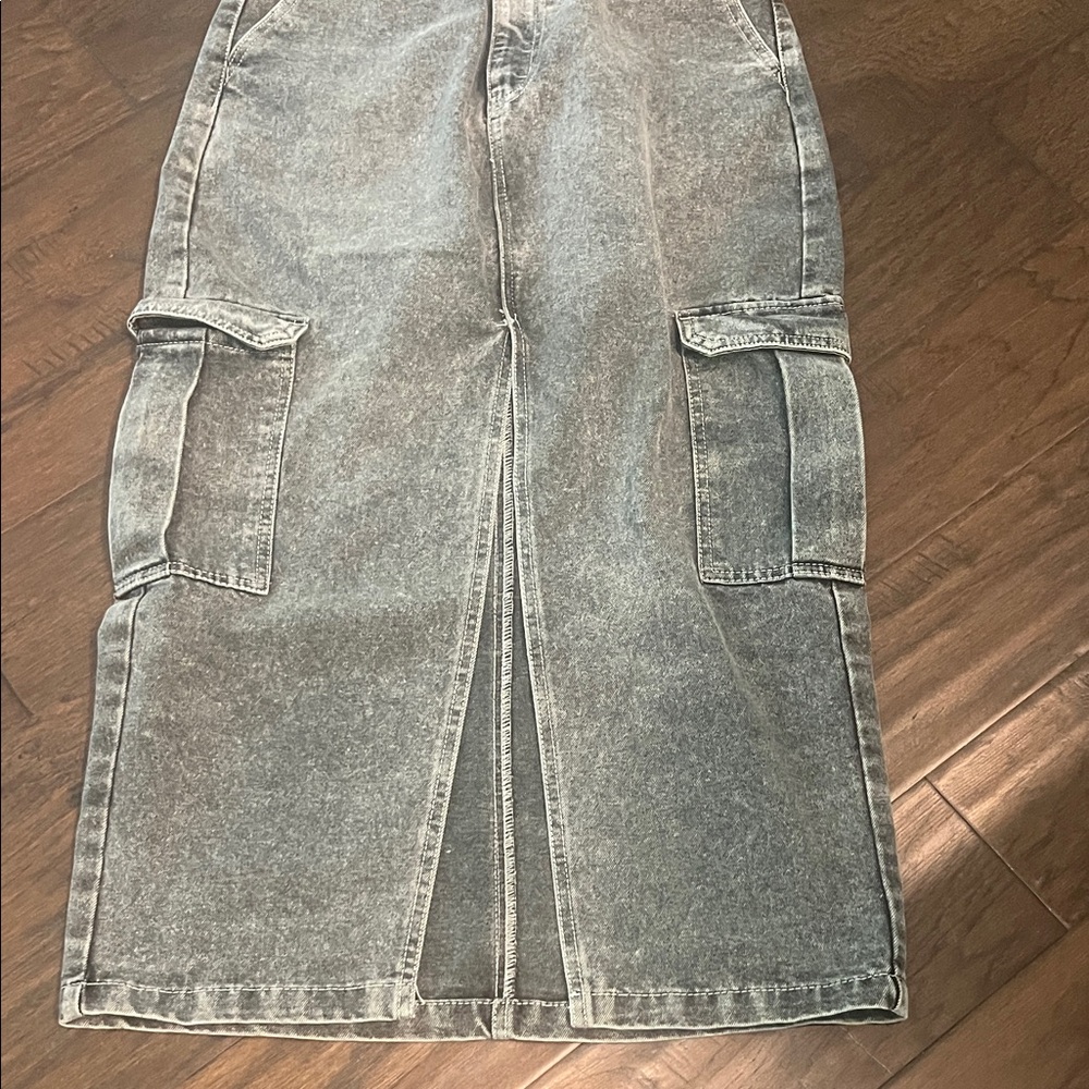 love, Fire Gray Maxi Skirt - Picture 3 of 4